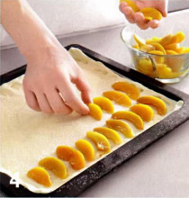 песочный пирог +с персиками консервированными.рецепт пирога +с персиками +с фото